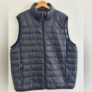 HAWKE & CO. Performance Size L Black Puffer Vest LIGHTWEIGHT DOWN/POLYESTER